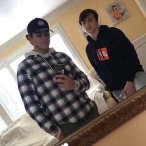 Meet your Posher, Devin